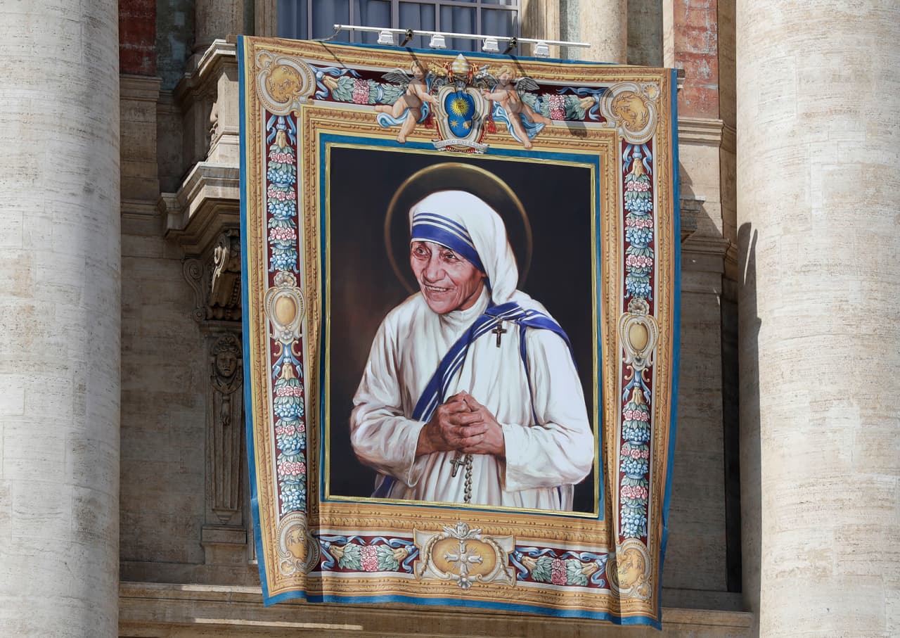 La madre Teresa de Calcuta ya es santa: fue canonizada por el papa Francisco