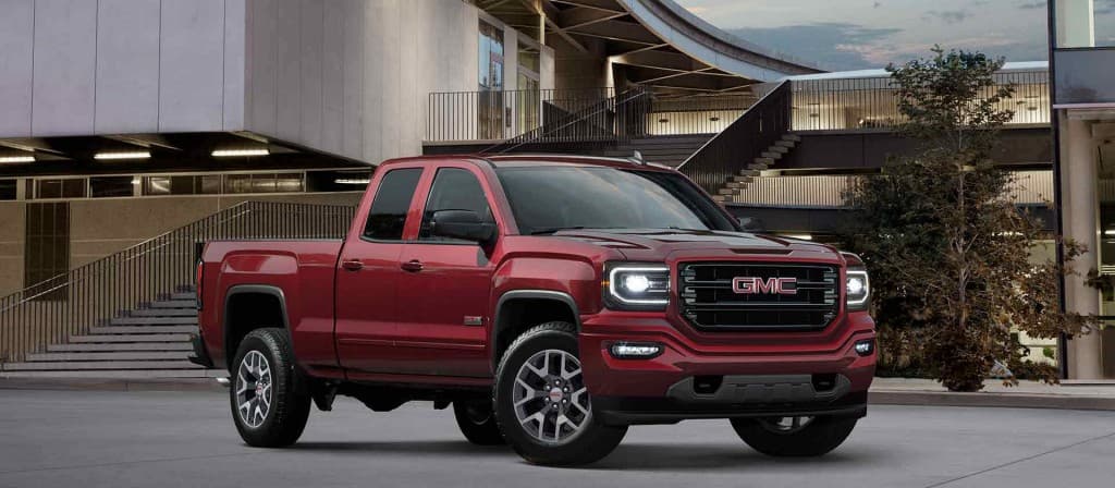 Puesto 4: GMC tiene otro modelo en este ranking, se trata de la pickup Sierra, con 198,390 unidades vendidas, lo que afirma un incremento de apenas el 0.9% con respecto a 2015, que la deja a las puertas del podio.
