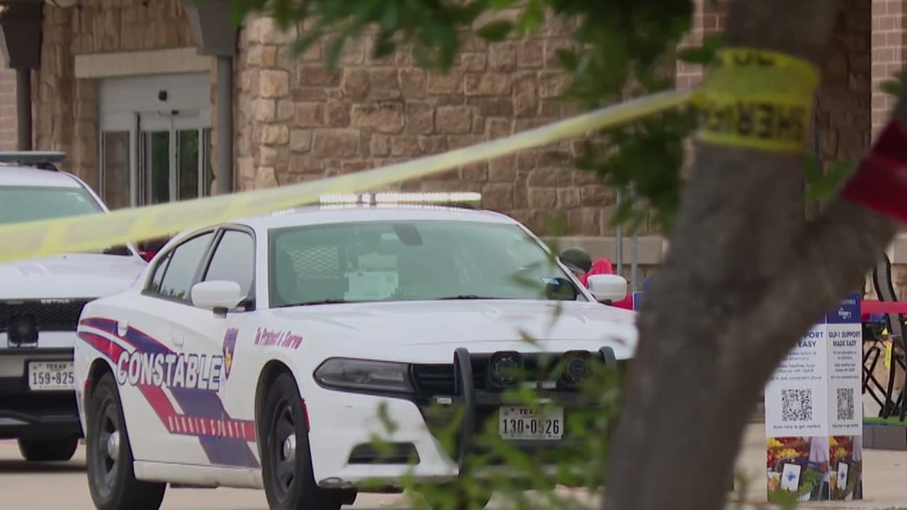 Lo que se sabe del tiroteo dentro de un Kroger en Cypress que dejó al menos dos heridos