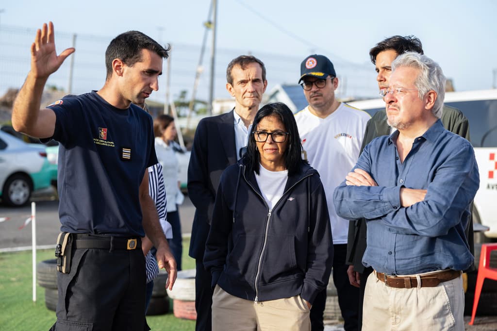 Venezuela crea nuevo cuerpo militar para atender desastres tras críticas por respuesta a los terremotos