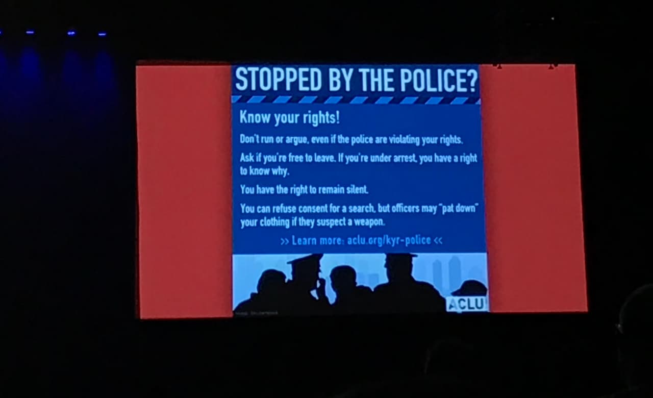 En el taller de ACLU en Miami enseñaron a los más de 2,000 voluntarios sobre sus derechos.