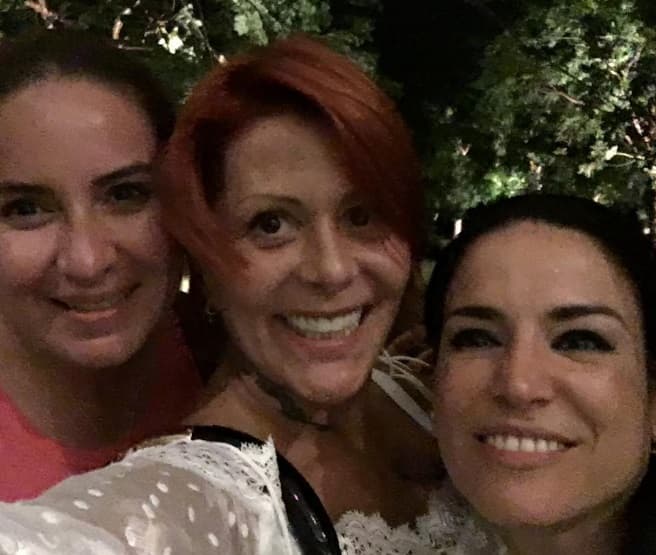 La sonrisa de 'La Guzmán' ha contagiado a todos sus fanáticos, que no dejan de darle likes cada que publica estas fotos.