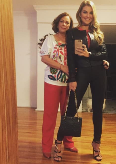 Para ella la familia es lo más importante, y estos días le ha dedicado tiempo a estar con los suyos.