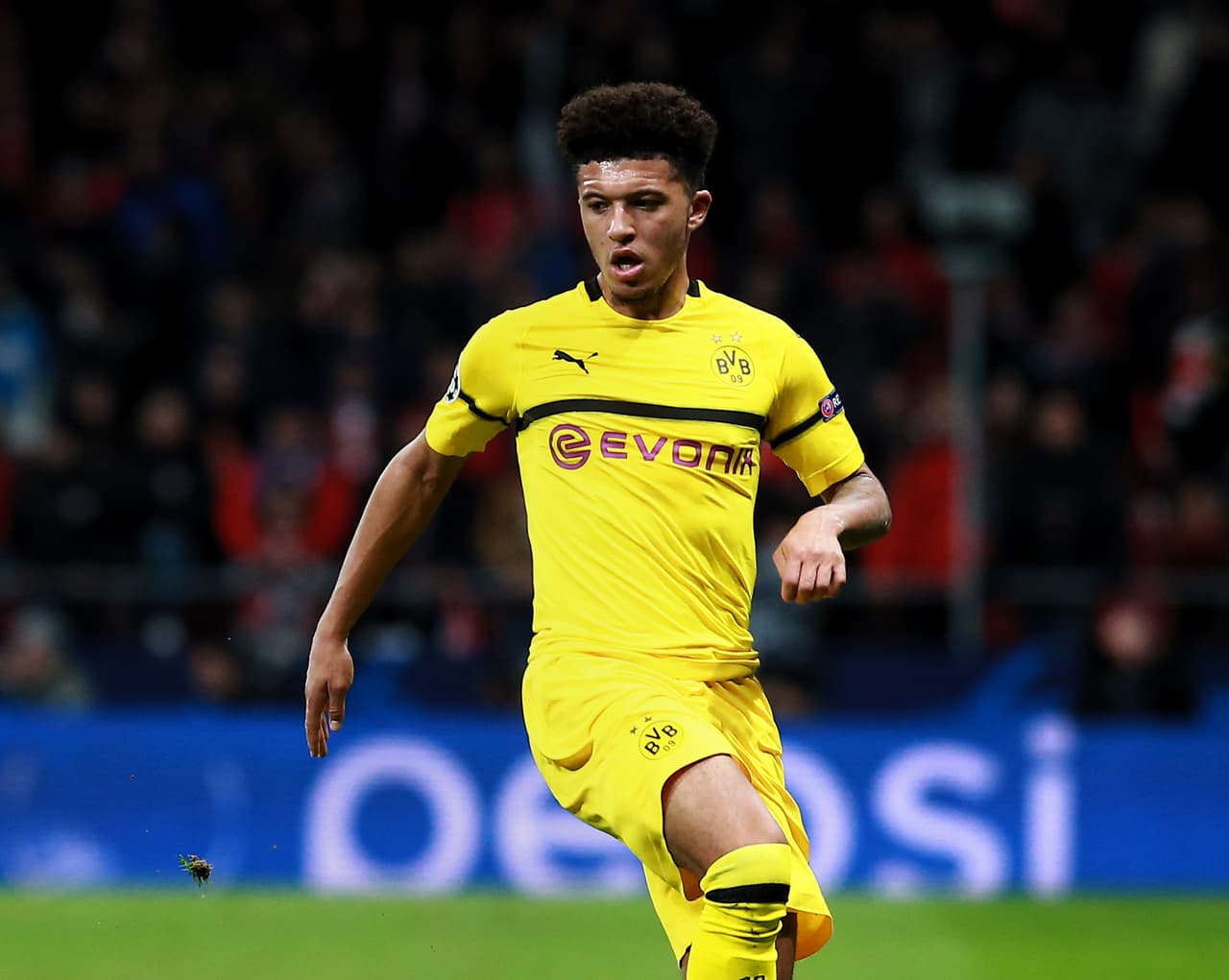 1. Jadon Sancho (Borussia Dortmund) - cuesta 87.9 millones de euros, aumentó 78.2 millones.