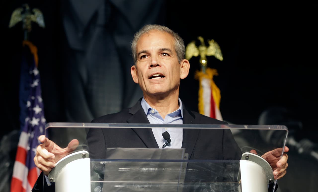 Alex Penelas reconoce su derrota en la carrera por la alcaldía de Miami-Dade 