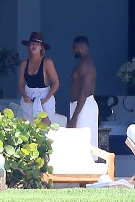 Todos aparecen muy relajados con sus respectivas parejas.