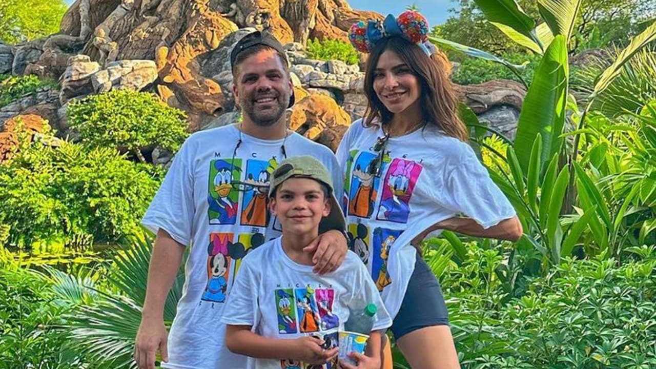 “Que se repita”: el hijo de Alejandra Espinoza vivió un mágico momento al desfilar con su mamá en Disney