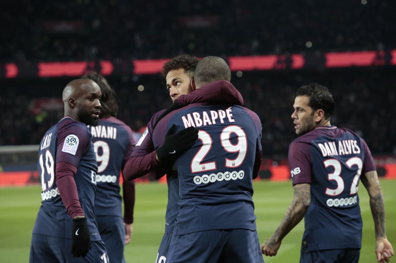 Valorado por sus compañeros, la división en el equipo se hizo evidente y eso se notó en la actitud de Neymar, sin que supusiera un desinterés por brillar en la cancha.