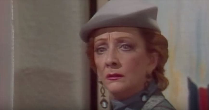 Mercedes Pascual debutó como actriz de teatro en 1952, con la puesta en escena de 'La soga'.