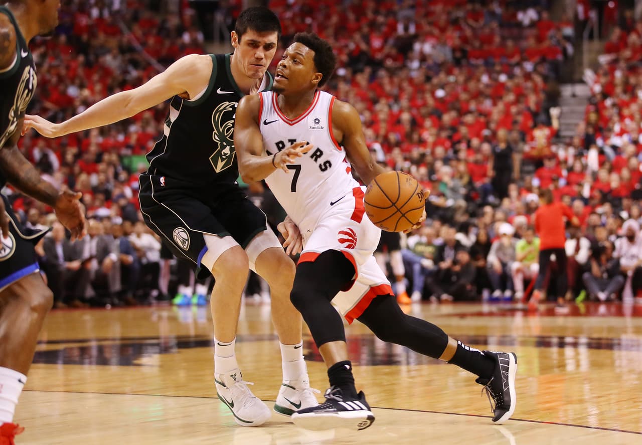 En los últimos 12 minutos del partido, los Raptors se tomaron el ataque y le dieron vuelta al marcador para no perder la ventaja de nuevo.