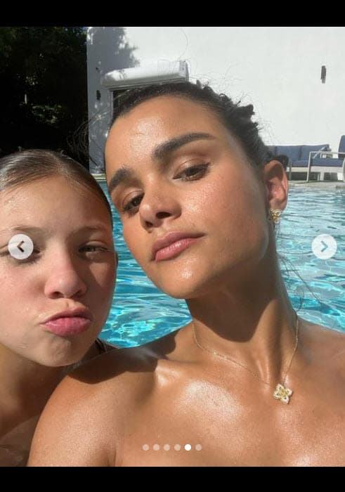 Con estas fotos reveló que el "glow makeup natural" que presumió se lo hizo Gia.
<br>