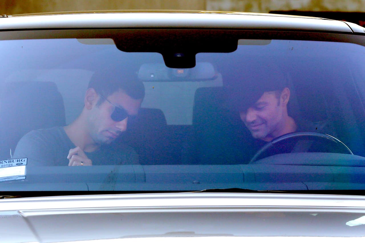 Ellos hacen diversas actividades acompañados, como ir al gimnasio.