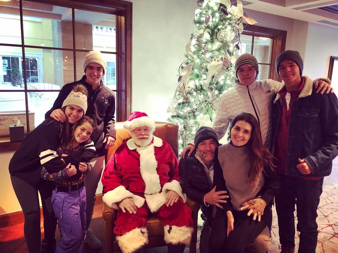 "La verdad es que yo de la familia Cantoral, no he recibido más que amor", finalizó Mayrín Villanueva.