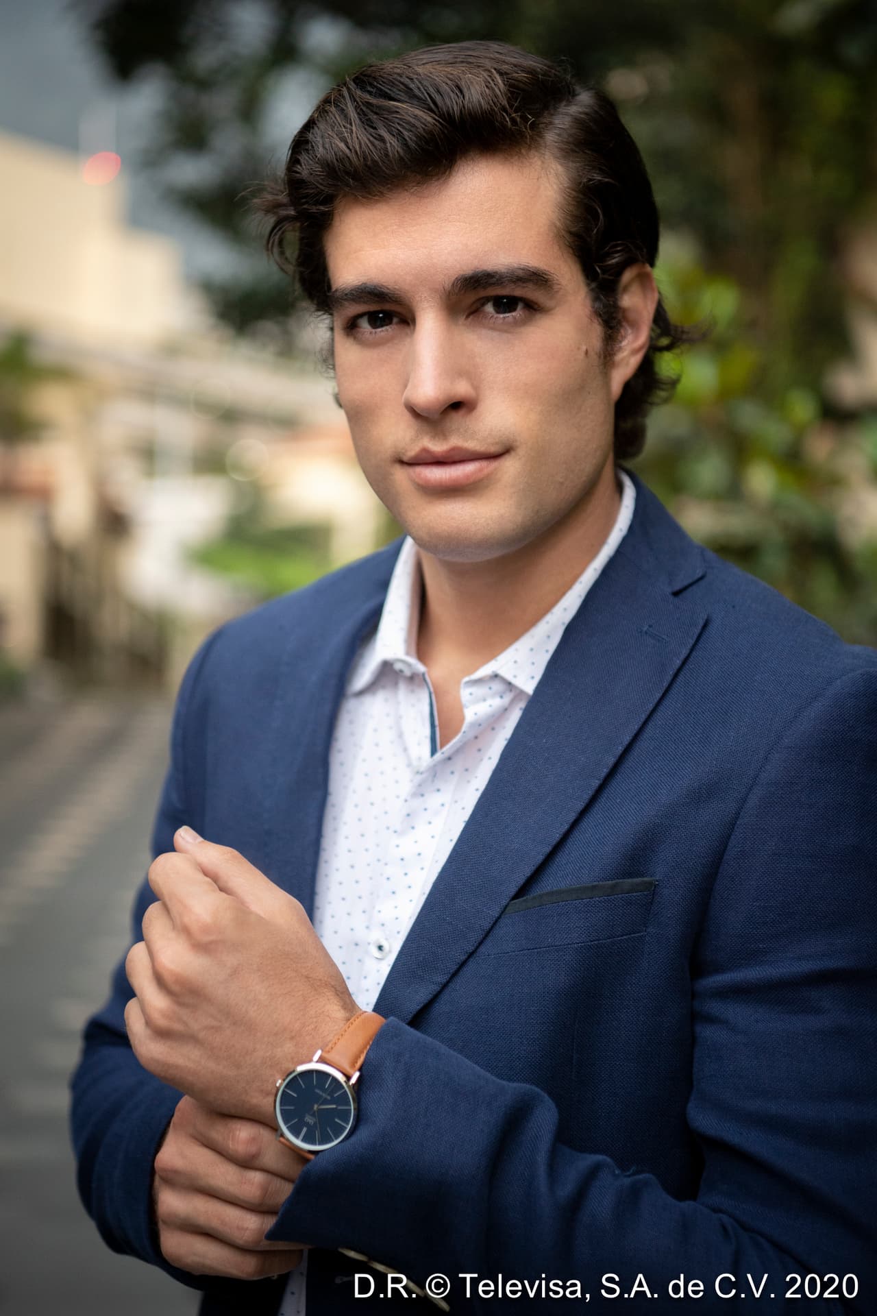 El actor 
<b>Danilo Carrera</b> interpreta a Omar Cifuentes, quien en su búsqueda de venganza será sorprendido por el amor. 
<br>