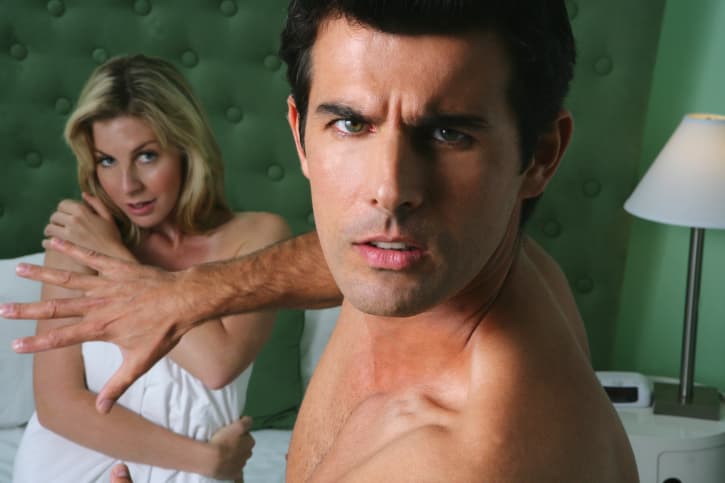 <b>Escorpión</b>
<br>Tu signo intuitivo y apasionado demanda lo máximo de su pareja. Encontrarse con alguien limitado e inhibido, con poca autoestima crea un verdadero cubo de agua fría en la relación.