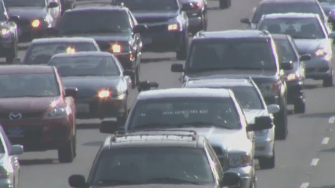 Indocumentados de NY ya pueden solicitar sus licencias de conducir: lo que debes saber