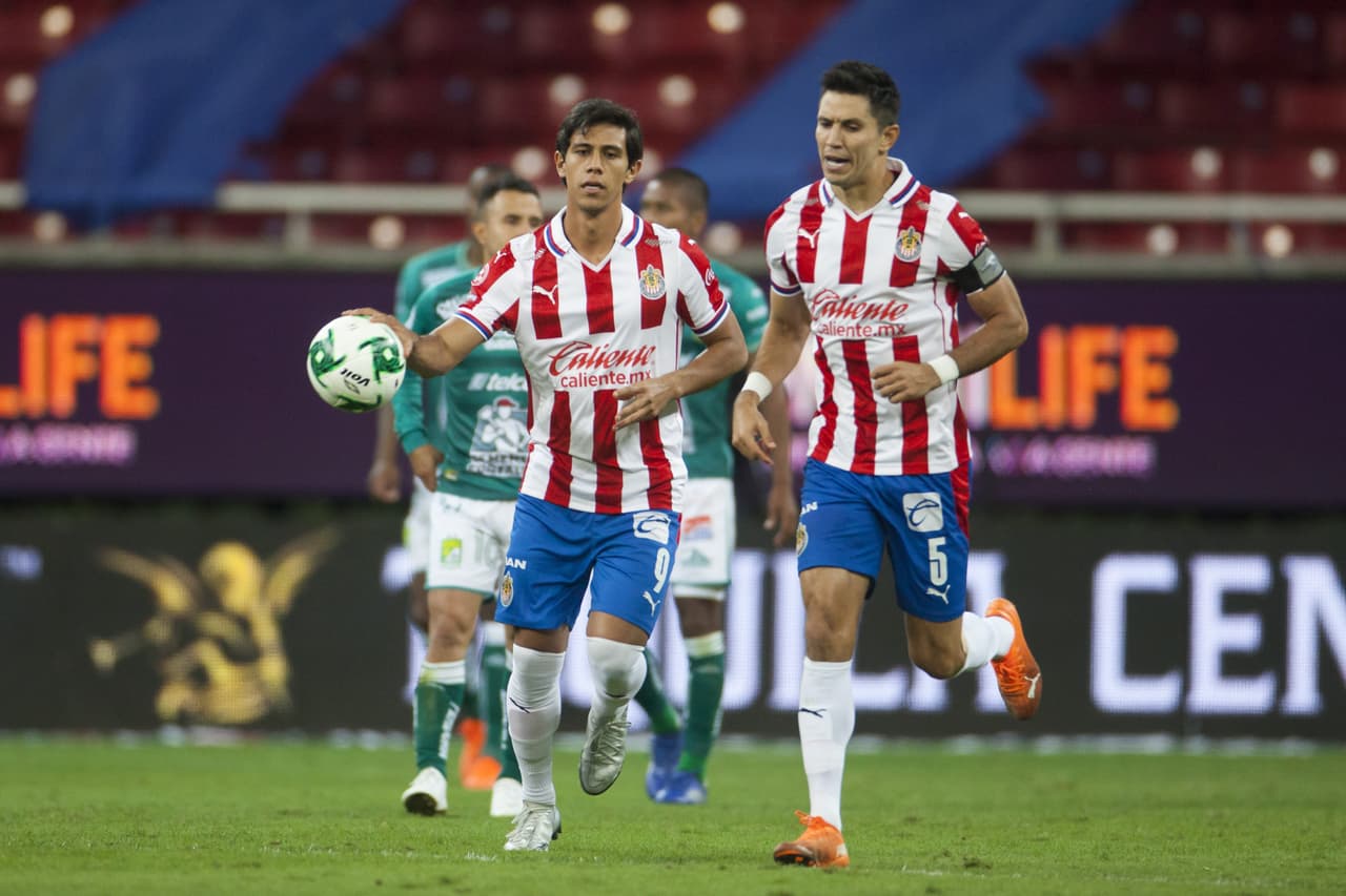 León se lleva el empate 1-1 en el Estadio Akron y se regresan con una leve ventaja a casa.