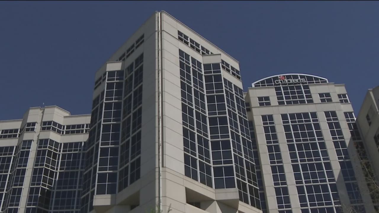 ‘Safe at Home’ es el nombre de la iniciativa que brinda herramientas para que familias con pequeños que padecen defectos congénitos de nacimiento puedan supervisarlos estando en casa. Gracias a este programa, los padres pueden tener acceso a información inmediata del personal médico. Te contamos los detalles.