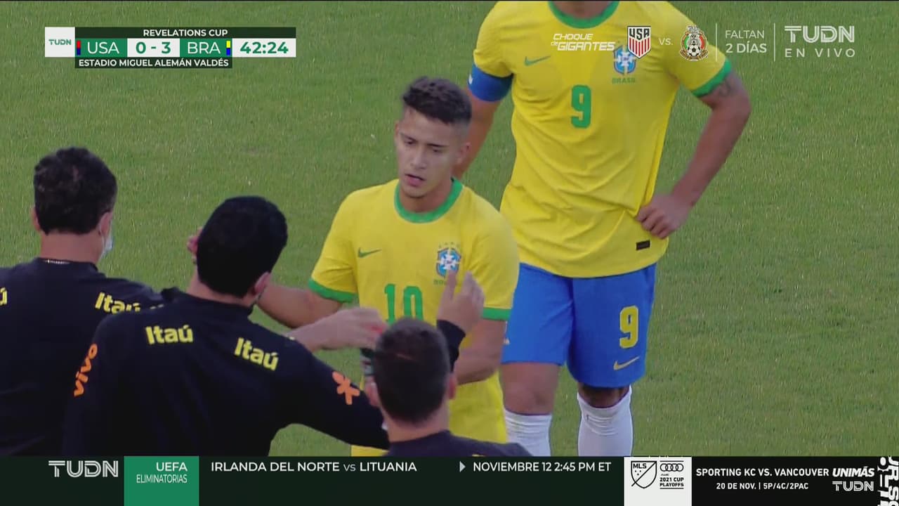 ¡Le marcan el 3-0! Vinícius llega pleno al remate para mandarla guardar