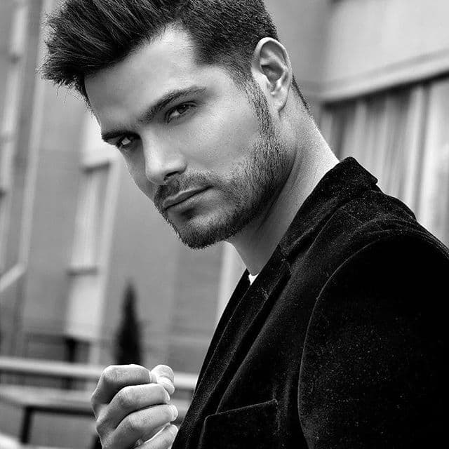 Proyecto tras proyecto lo convierte en un éxito.