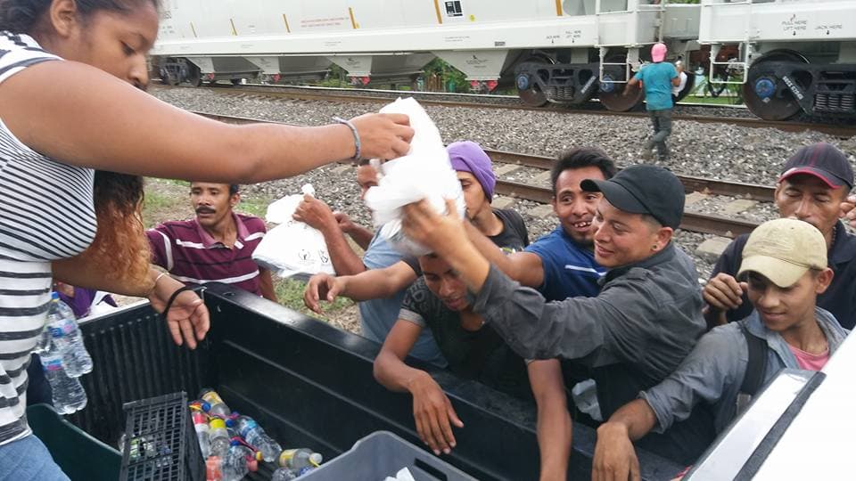 ¿Viajó en 'La Bestia'? 'Las Patronas' le buscan para saber si cumplió sus sueños en Estados Unidos