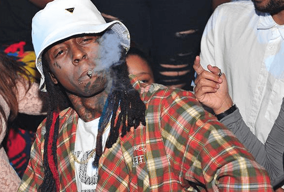 Uno de los inflatables sería el rapero Lil Wayne.