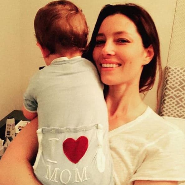 La actriz Jessica Biel y el cantante Justin Timberlake han decidido no revelar del todo la identidad de su primogénito, Silas Randall.