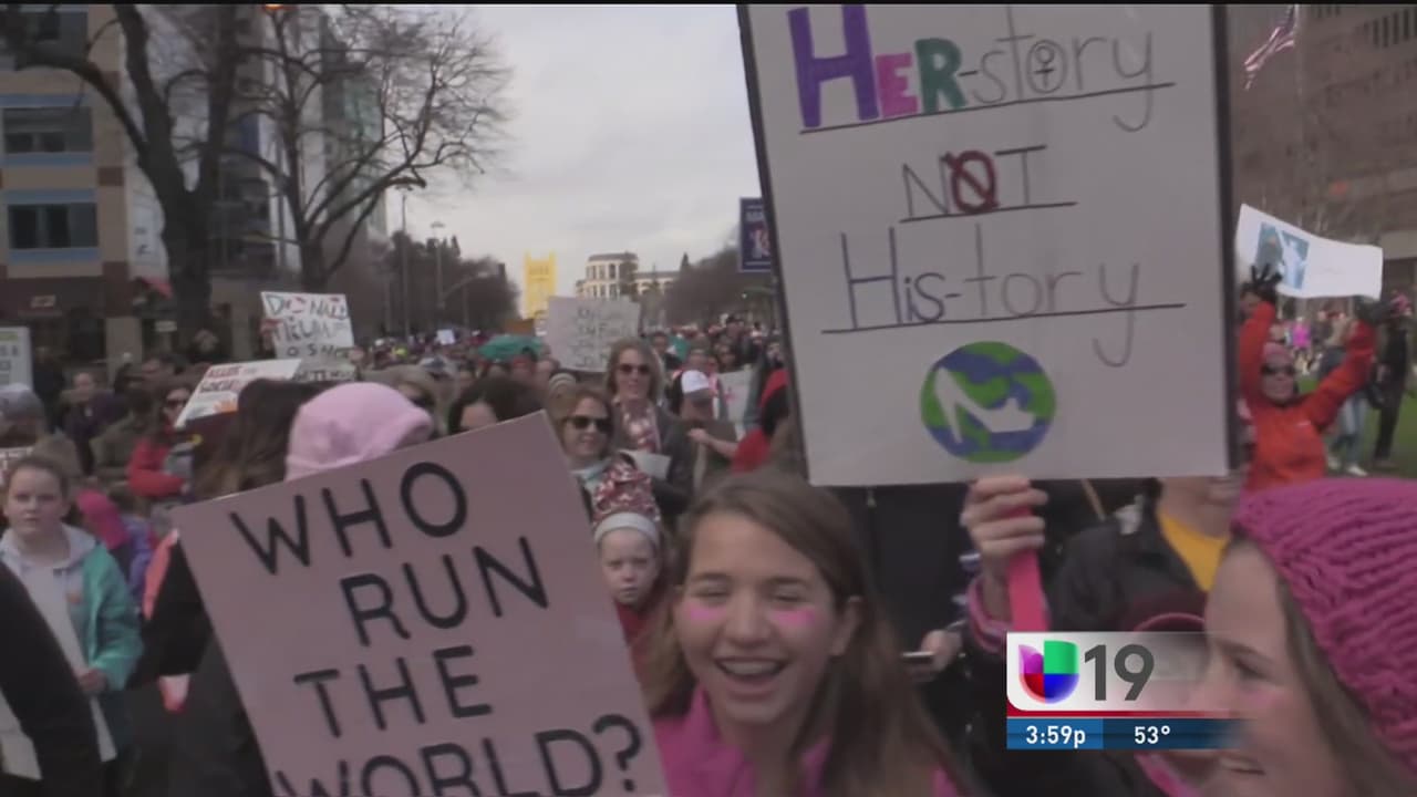 En Sacramento miles de personas se unieron a la marcha de las mujeres