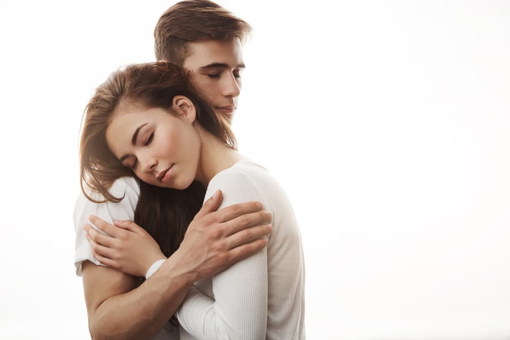 <h3 class="cms-H3-H3">Soñar que regresas con tu ex </h3>
<br>Este es uno de los sueños más recurrentes cuando se trata de la expareja, y suele significar que tienes un deseo oculto por volver con él. 
<br>