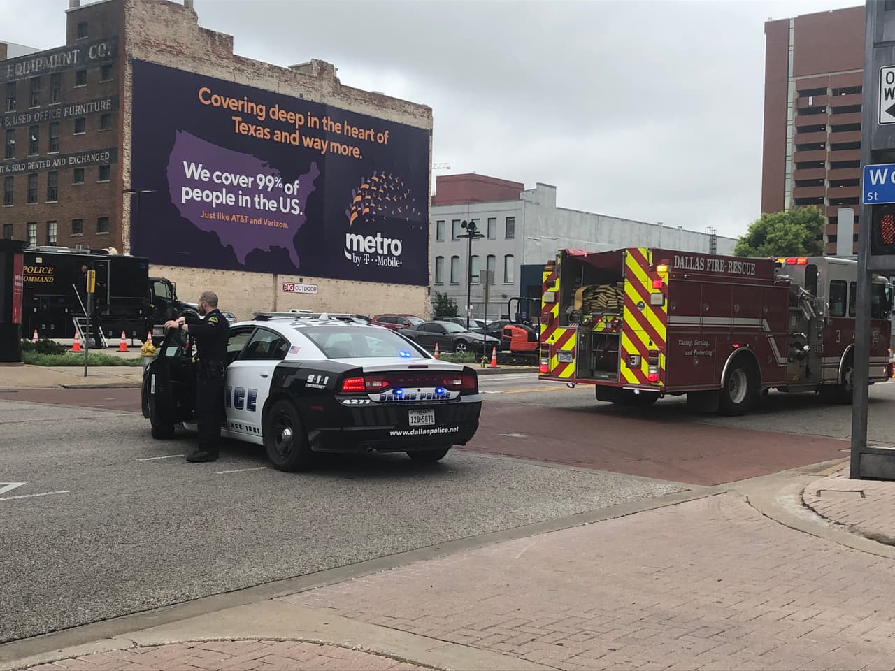 Lo predios del Edificio Federal fueron bloqueados por la policía para garantizar la seguridad.