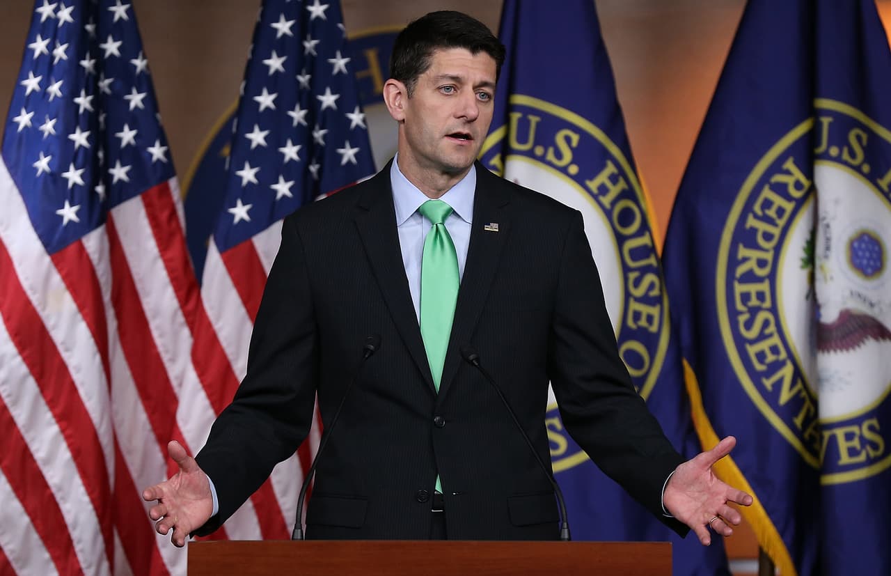 Paul Ryan no le dio su apoyo a Donald Trump, y el magnate le respondió