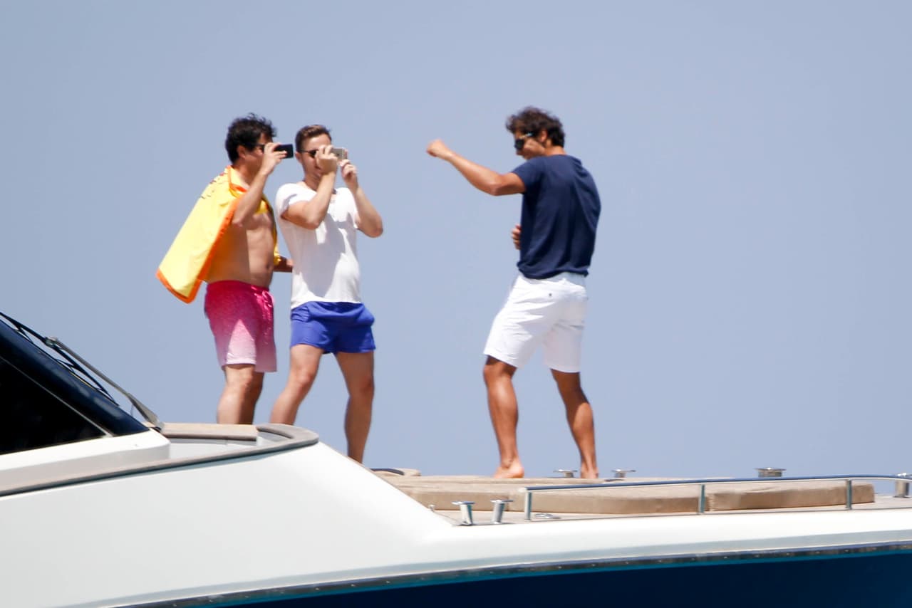 Baile y baile, feliz de la vida.