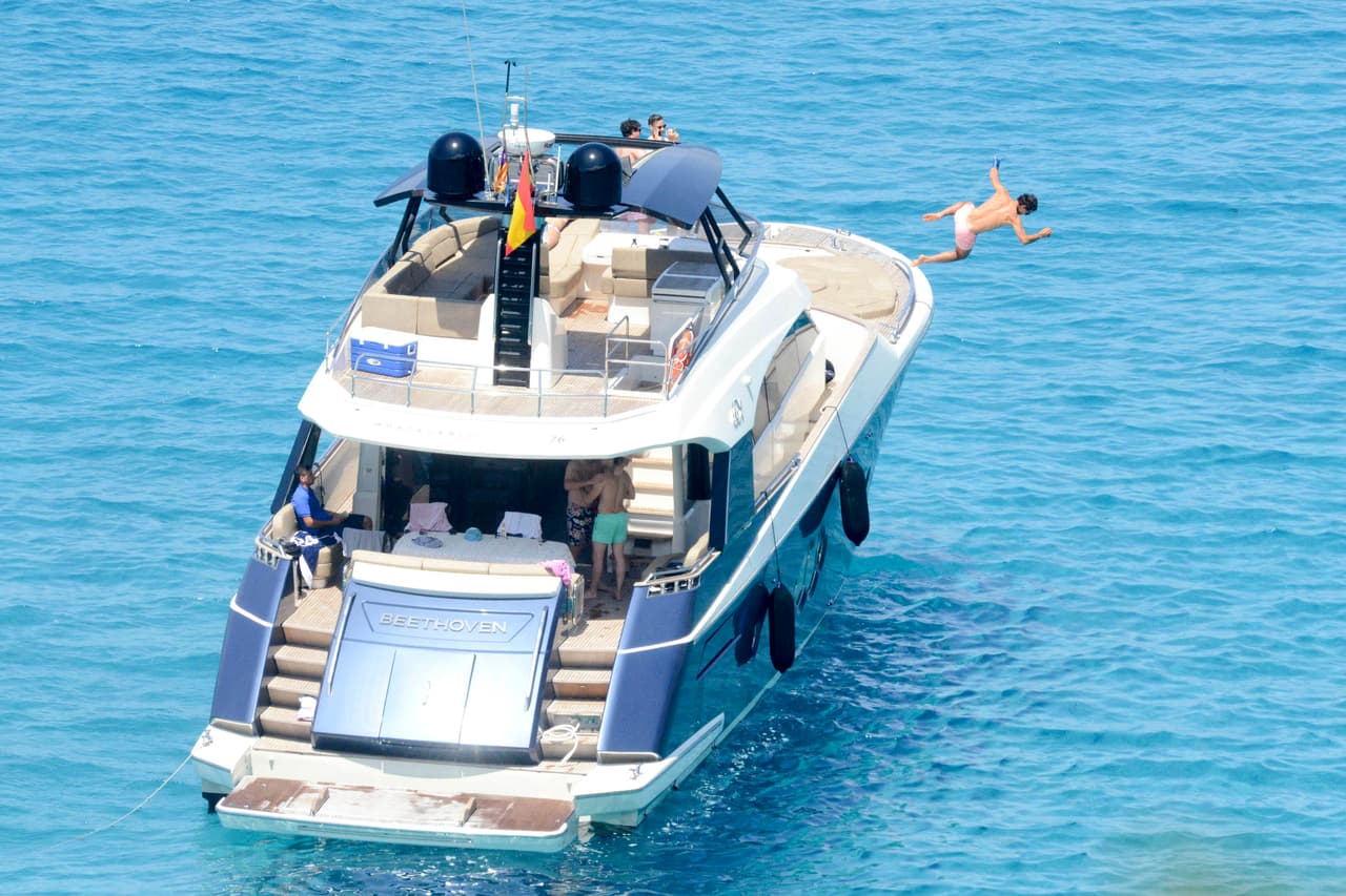 ¡Pero saltó horrible!