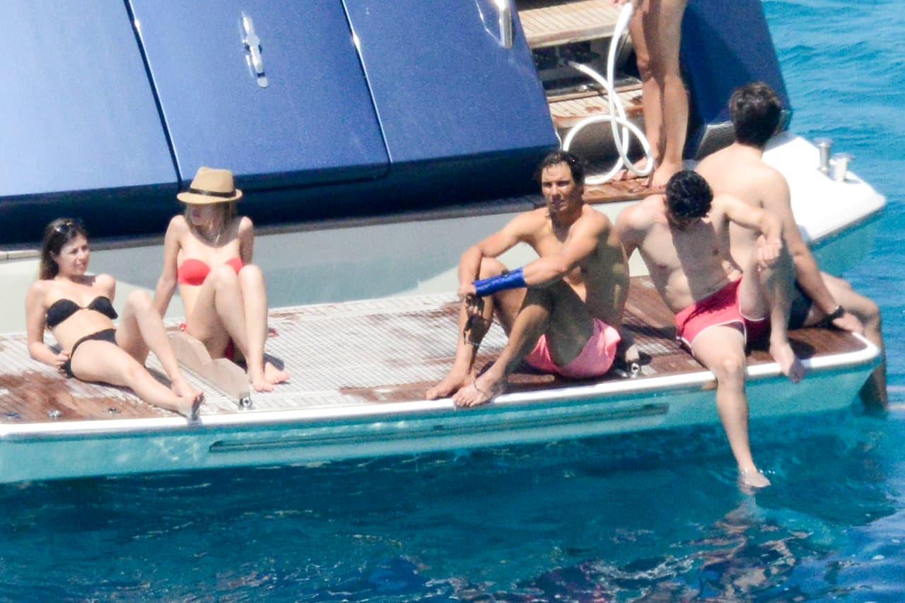 Disfrutando con sus amiguitos.