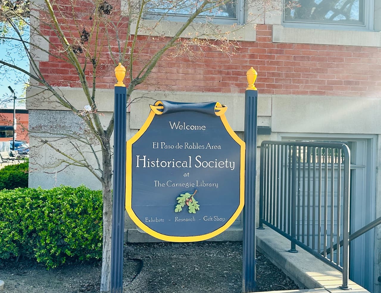 El museo Carnegie está lleno de mapas, periódicos y fotografías históricas. El Museo de Historia de Paso Robles es una visita obligada y es una excelente manera de pasar tiempo con familiares y amigos.
<br>