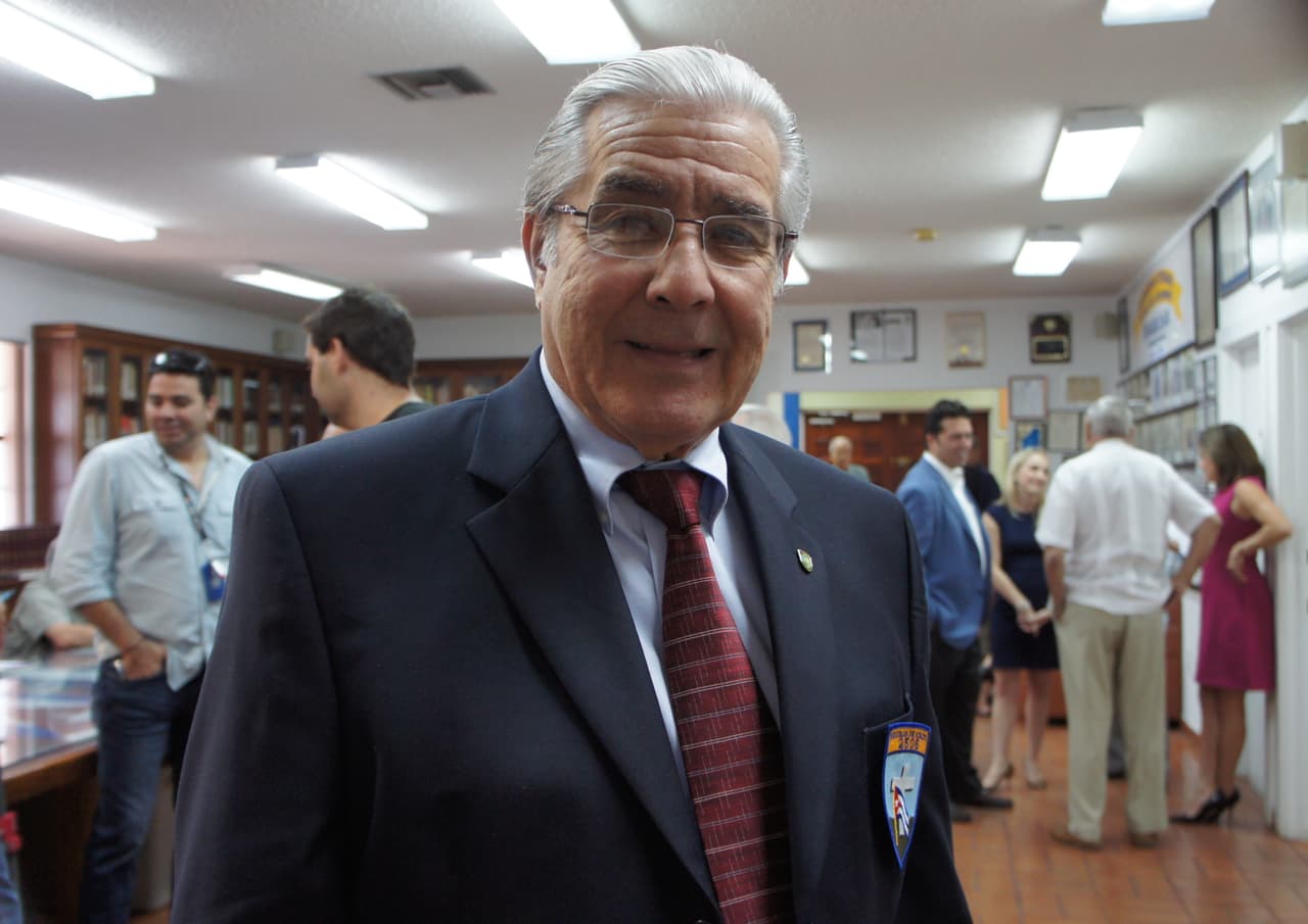 Humberto Díaz Arguelles, 74, is president of the 2506 Brigade Veterans Association. At 18 he was part of the invasion that sought to overthrow Fidel Castro in April 1961. The Brigade decided to support Trump to show its opposition to the decision by President Barack Obama to restore diplomatic relations with Cuba. "We had to get our opinion out there on the street so people know we are against all the negotiations they are doing with the Castros," he said.
<br>
