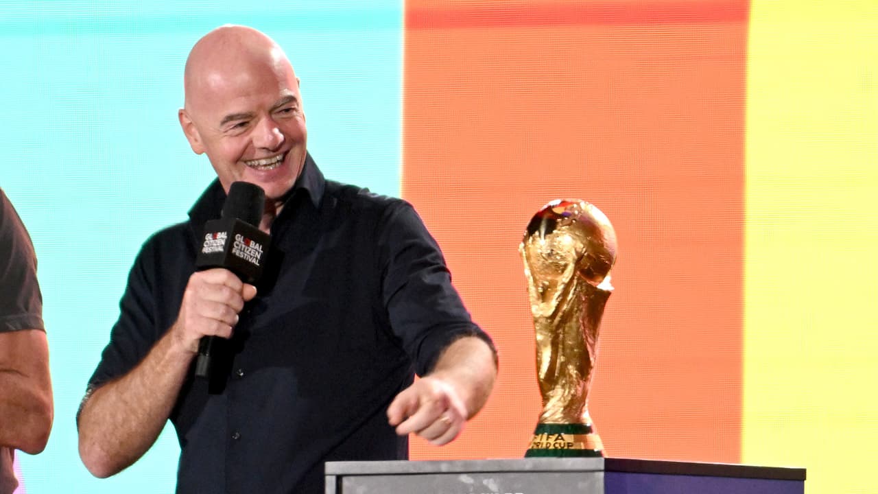 Infantino estudia cambiar fechas de los Mundiales para evitar altas temperaturas