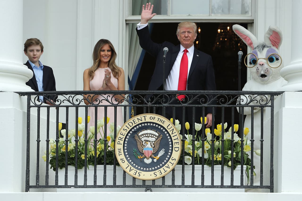 8 detalles que quizá te perdiste de la primera celebración de Pascua de Melania y Donald Trump en la Casa Blanca