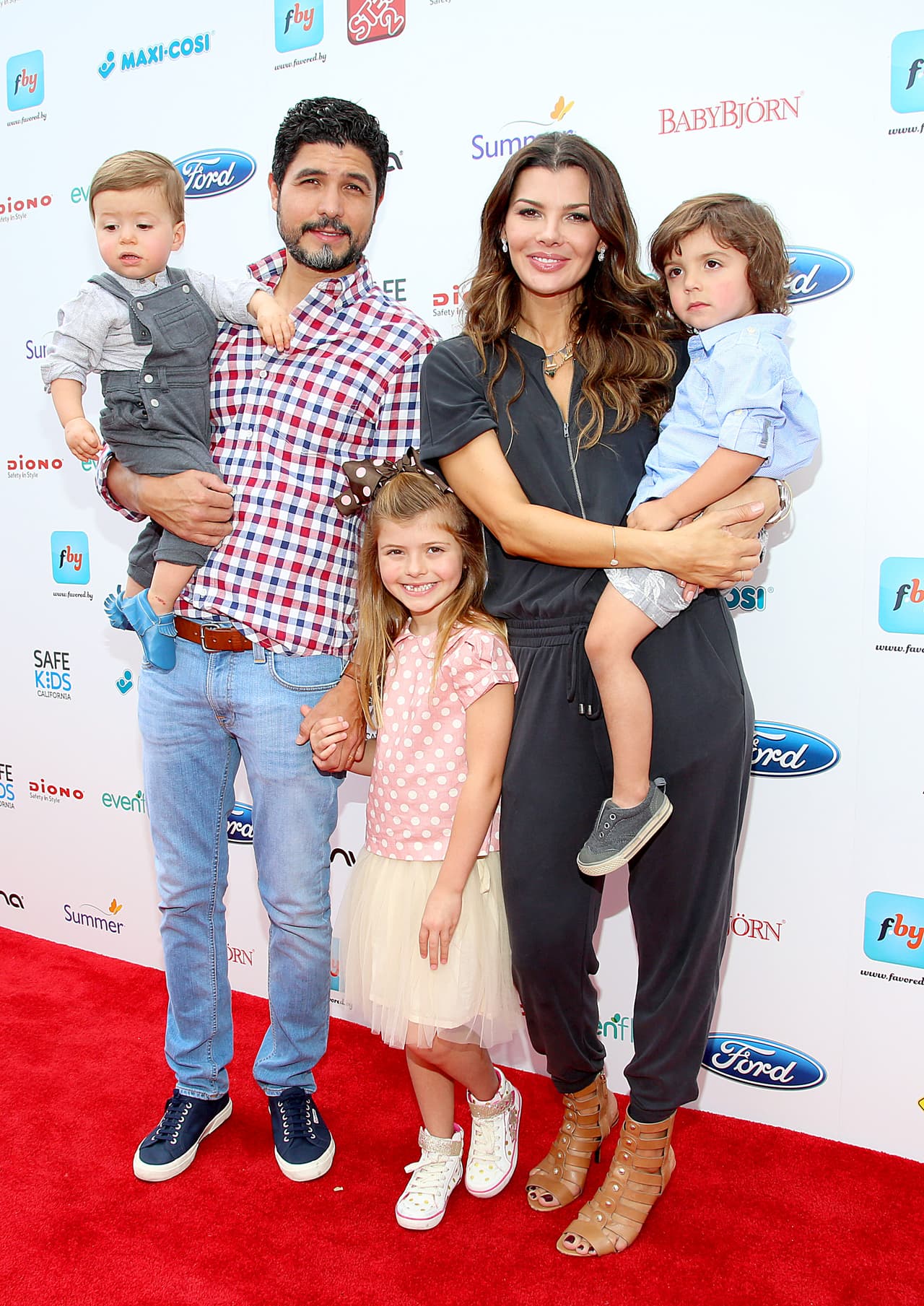 Con Ali tienen tres hermosos hijos.