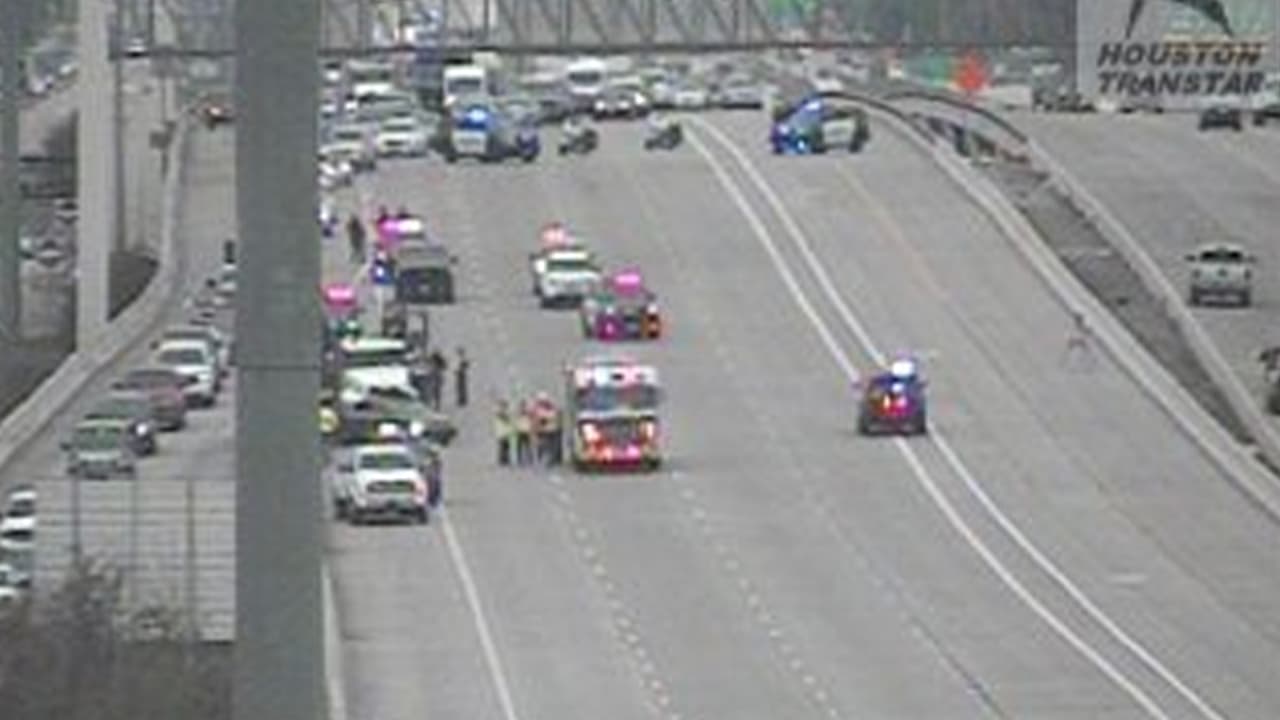 El accidente ocurrió en la autopista 59 en el área de Sugar Land.