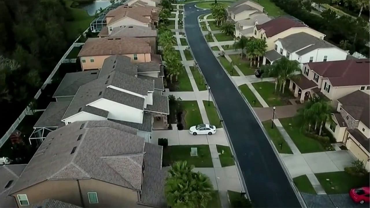 Florida tiene la quinta tasa más alta de viviendas desocupadas de EEUU: Expertos analizan las causas