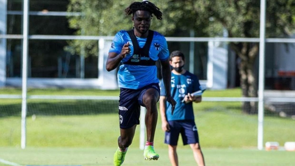 Avilés Hurtado y Janssen, novedades de Rayados para enfrentar al Necaxa