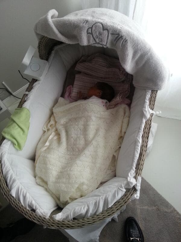 Mira más fotos de la encantadora familia de la actriz, con "Mini Jacky" de bebé.