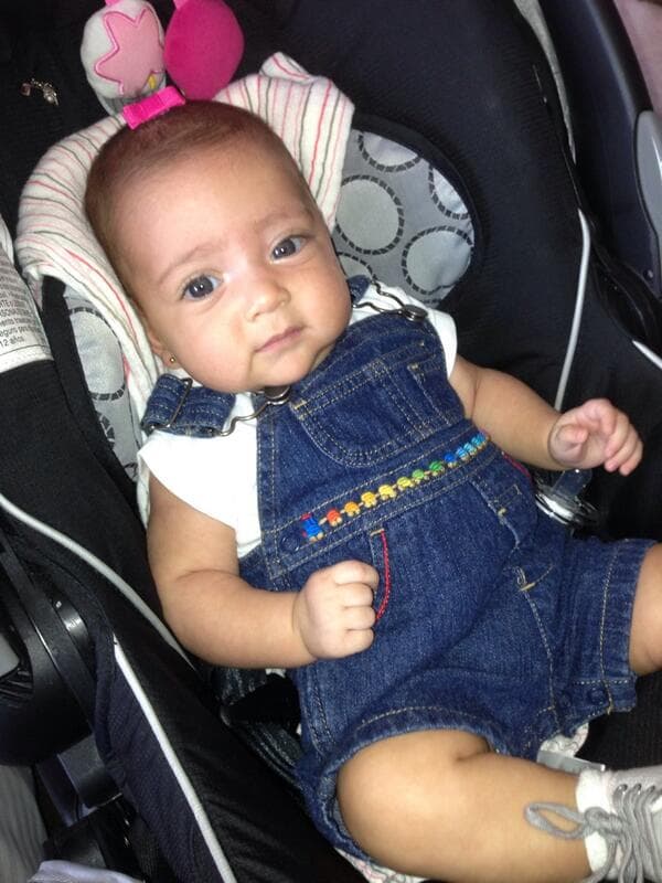 Mira más fotos de la encantadora familia de la actriz, con "Mini Jacky" de bebé.