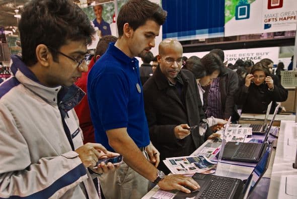 Estimaciones de la Federación Nacional de Ventas al Menudeo (NFR) indicaron que hasta 152 millones de personas realizarán compras a partir de esta fecha, un día después del Día de Acción de Gracias.