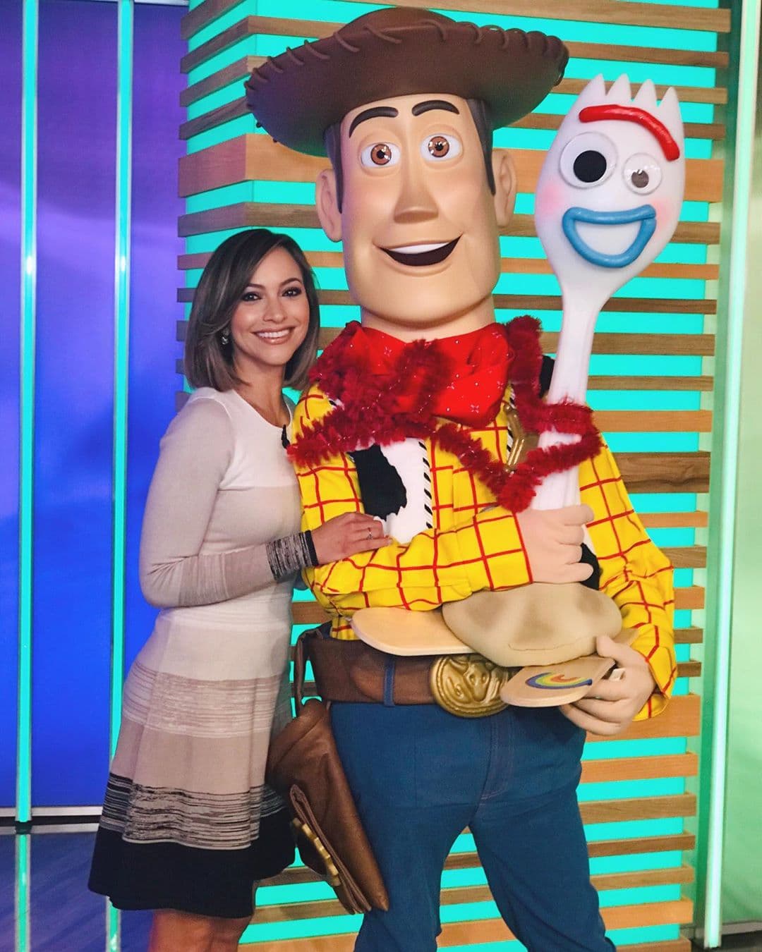 Satcha Pretto y su familia son fans de 'Toy Story' y, hace un año, ella y su familia nos sorprendieron con increíbles disfraces de esta película animada.