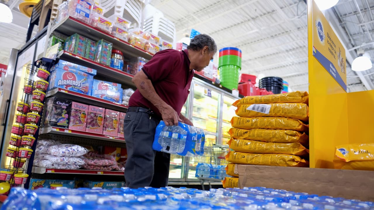 "Estemos preparados para responder mostrando solidaridad", pide concejal Ydanis Rodríguez ante paso de Dorian