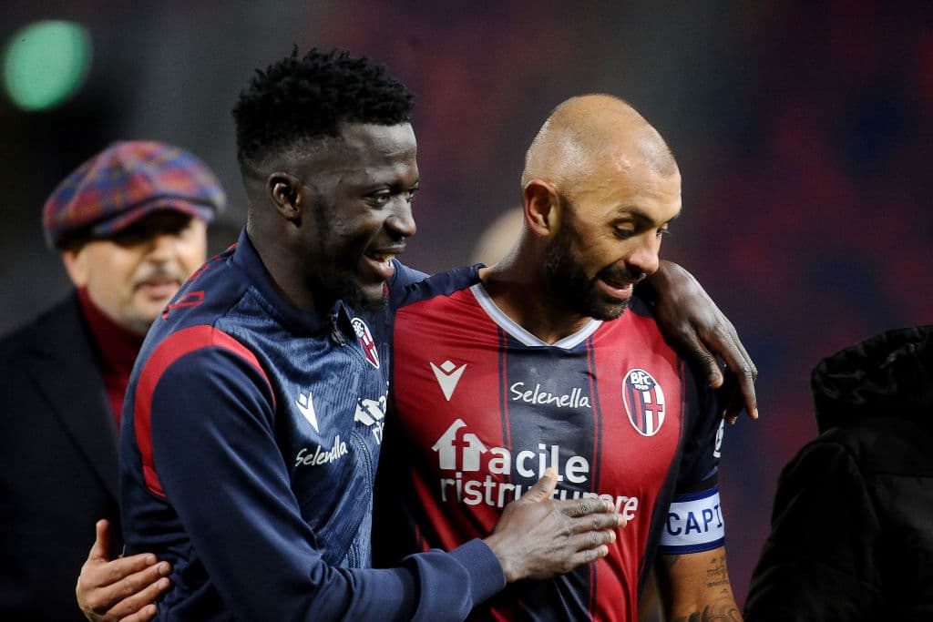 Bolonia remató 2-0 al Lazio de su último descalabro en Champions; cierran la fecha con 28 y 43 unidades, respectivamente.