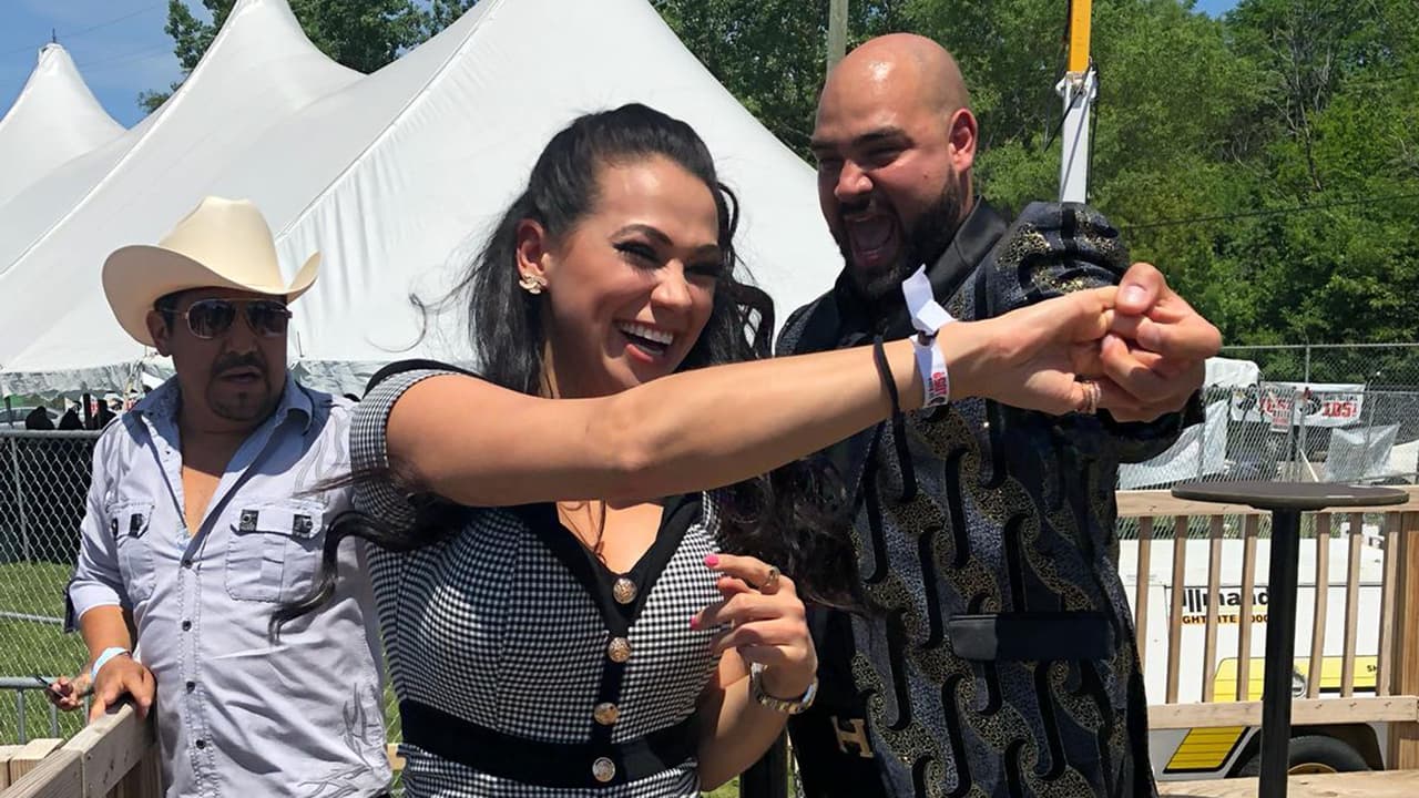 Pero como ya saben, los celos de El Feo no se hicieron esperar.