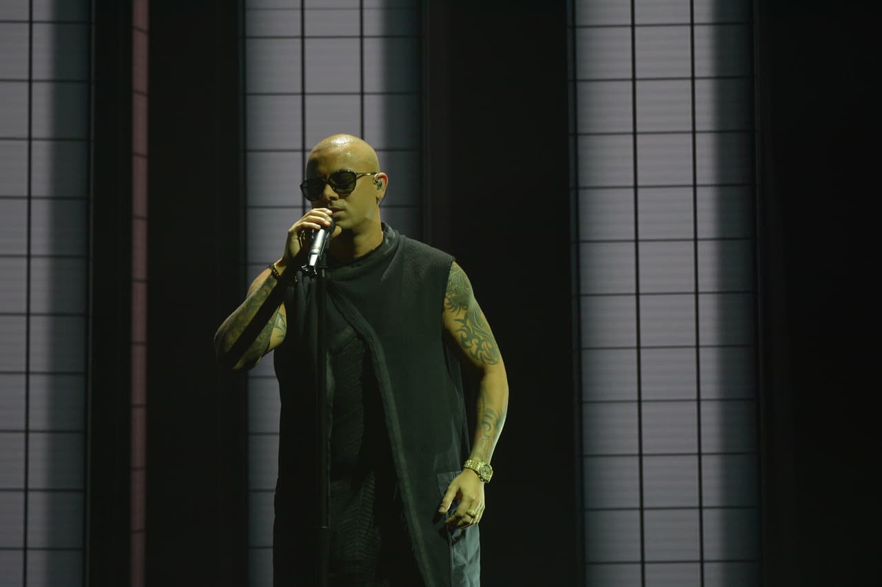 Mario Domm y Wisin brillaron con "Amor radioactivo".